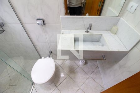 Casa à venda com 257m², 3 quartos e 3 vagas Casa à venda com 257m², 3 quartos e 3 vagasDetalhe Banheiro da Suíte 2