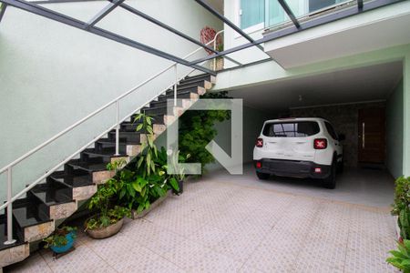 Casa à venda com 257m², 3 quartos e 3 vagas Casa à venda com 257m², 3 quartos e 3 vagasGaragem