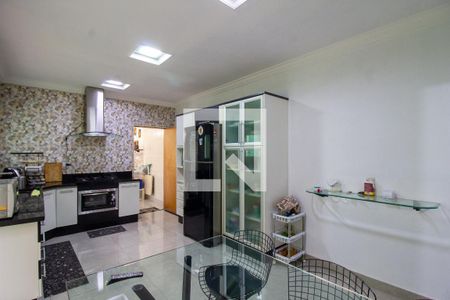 Casa à venda com 257m², 3 quartos e 3 vagas Casa à venda com 257m², 3 quartos e 3 vagasCozinha