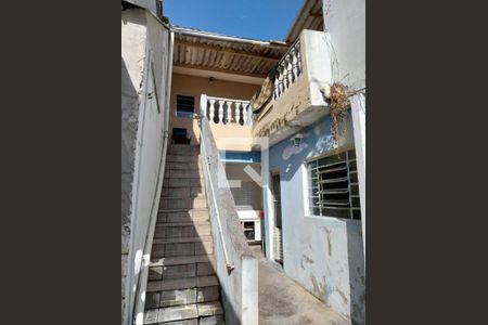 Casa à venda com 175m², 3 quartos e 3 vagas Casa à venda com 175m², 3 quartos e 3 vagasCasa de cima