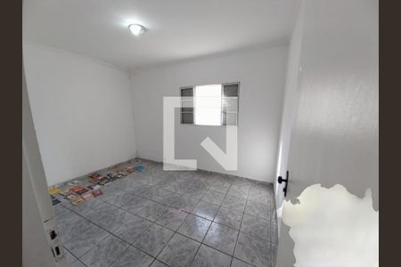 Casa à venda com 175m², 3 quartos e 3 vagas Casa à venda com 175m², 3 quartos e 3 vagasQuarto 2