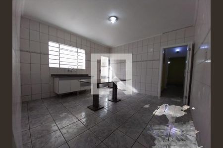 Casa à venda com 175m², 3 quartos e 3 vagas Casa à venda com 175m², 3 quartos e 3 vagasCozinha