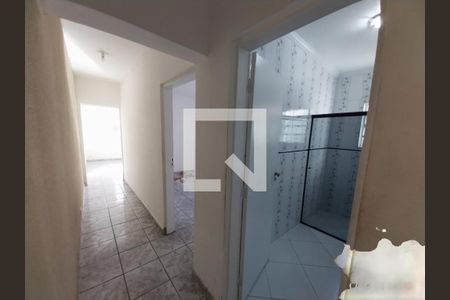 Casa à venda com 175m², 3 quartos e 3 vagas Casa à venda com 175m², 3 quartos e 3 vagasCorredor