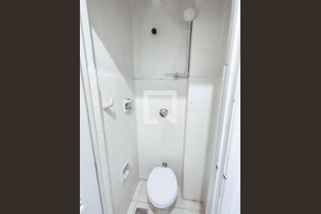 Apartamento para alugar com 46m², 2 quartos e 1 vaga Apartamento para alugar com 46m², 2 quartos e 1 vagaBanheiro de serviço