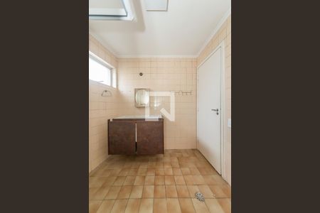 Apartamento à venda com 84m², 3 quartos e 1 vaga Apartamento à venda com 84m², 3 quartos e 1 vagaBanheiro Social