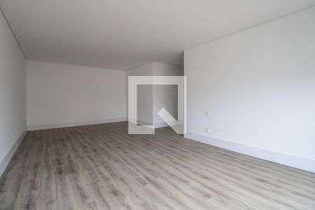 Apartamento à venda com 316m², 4 quartos e 4 vagas Apartamento à venda com 316m², 4 quartos e 4 vagasQuarto