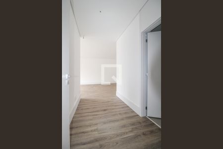 Apartamento à venda com 316m², 4 quartos e 4 vagas Apartamento à venda com 316m², 4 quartos e 4 vagasCorredor