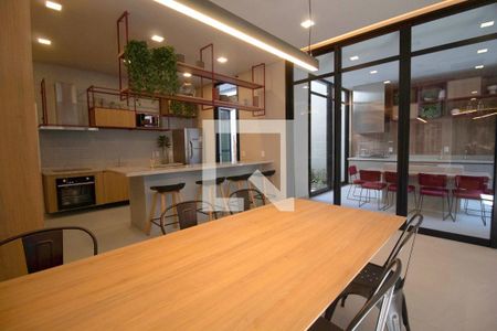 Studio à venda com 28m², 1 quarto e sem vaga Studio à venda com 28m², 1 quarto e sem vagaÁrea comum - Salão de festas