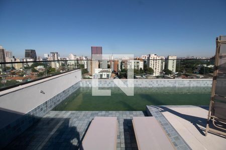 Studio à venda com 28m², 1 quarto e sem vaga Studio à venda com 28m², 1 quarto e sem vagaÁrea comum - Piscina