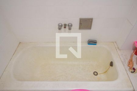 Apartamento à venda com 97m², 3 quartos e 1 vaga Apartamento à venda com 97m², 3 quartos e 1 vagaBanheiro Social