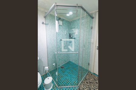 Apartamento à venda com 92m², 3 quartos e 2 vagas Apartamento à venda com 92m², 3 quartos e 2 vagasBanheiro Detalhe