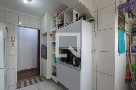 Apartamento à venda com 74m², 3 quartos e sem vaga Apartamento à venda com 74m², 3 quartos e sem vagaCozinha e Área de Serviço