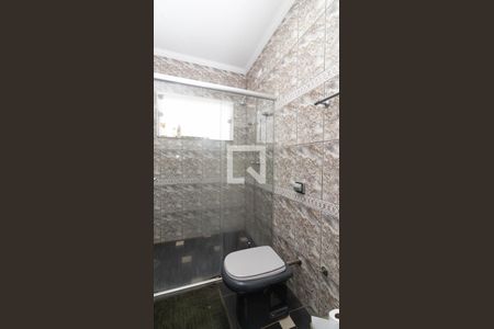 Casa à venda com 430m², 3 quartos e 4 vagasBanheiro da Suíte 1