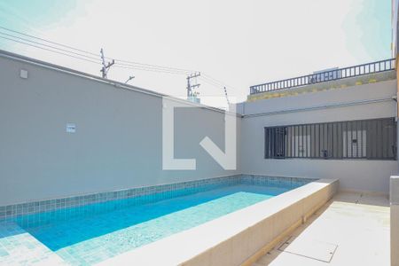 Studio à venda com 20m², 1 quarto e sem vagaPiscina