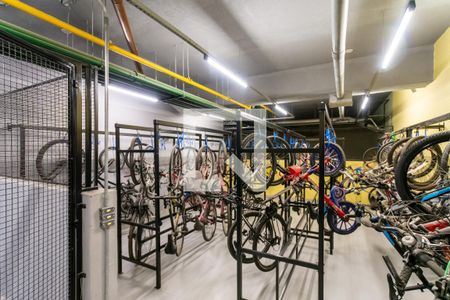 Apartamento à venda com 85m², 2 quartos e 1 vaga Apartamento à venda com 85m², 2 quartos e 1 vagaBicicletário