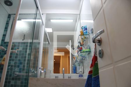 Apartamento à venda com 100m², 3 quartos e 2 vagasBanheiro social