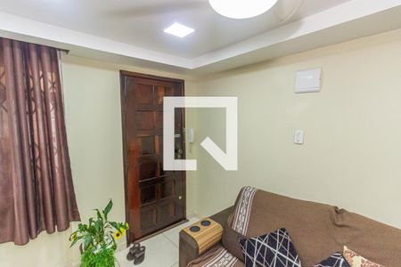 Sala de apartamento para alugar com 2 quartos, 55m² em Irajá, Rio de Janeiro