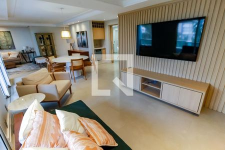 Sala de apartamento à venda com 3 quartos, 185m² em Real Parque, São Paulo