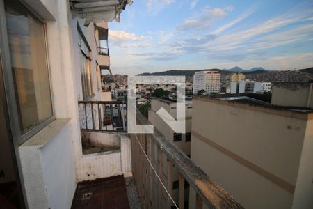 Apartamento à venda com 75m², 3 quartos e 1 vagaVaranda