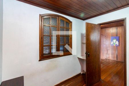 Apartamento à venda com 180m², 4 quartos e 2 vagas Apartamento à venda com 180m², 4 quartos e 2 vagasSuíte