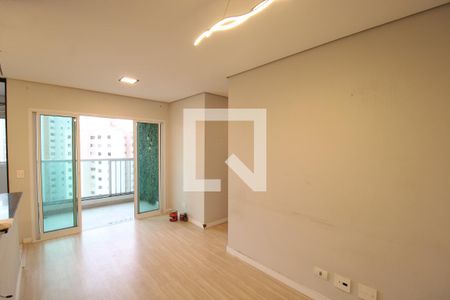 Sala / Cozinha de apartamento para alugar com 2 quartos, 57m² em Santa Teresinha, São Paulo