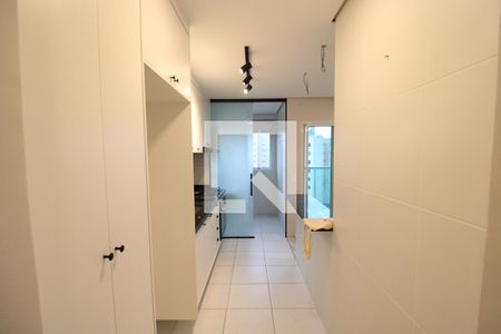 Sala / Cozinha de apartamento para alugar com 2 quartos, 57m² em Santa Teresinha, São Paulo