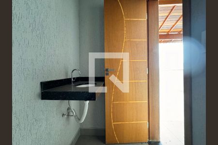 Apartamento à venda com 108m², 2 quartos e 1 vaga Apartamento à venda com 108m², 2 quartos e 1 vagaBanheiro de serviço