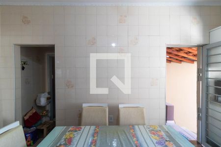 Casa à venda com 146m², 3 quartos e 2 vagas Casa à venda com 146m², 3 quartos e 2 vagasCozinha