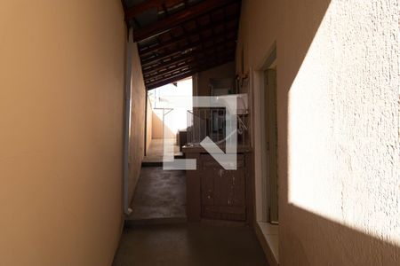 Casa à venda com 146m², 3 quartos e 2 vagas Casa à venda com 146m², 3 quartos e 2 vagasQuintal