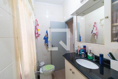 Casa à venda com 146m², 3 quartos e 2 vagas Casa à venda com 146m², 3 quartos e 2 vagasBanheiro