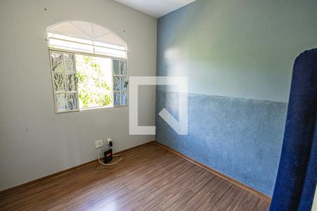 Quarto 2 / 2º andar de casa para alugar com 3 quartos, 110m² em Santa Amelia, Belo Horizonte