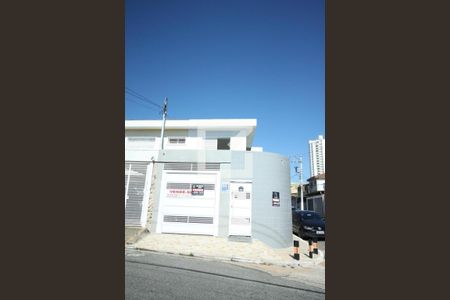 Casa à venda com 172m², 3 quartos e 2 vagasFachada