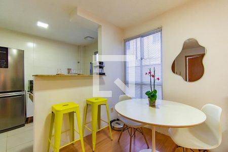 Sala de apartamento à venda com 2 quartos, 57m² em São José, Canoas