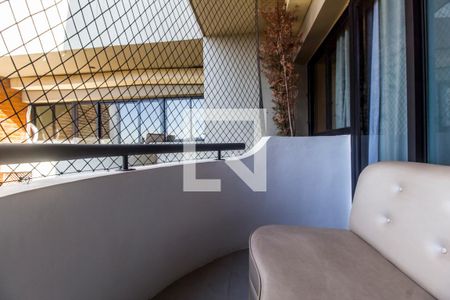 Apartamento para alugar com 127m², 2 quartos e 1 vagaVaranda