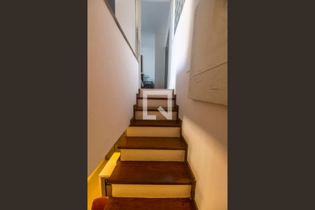 Apartamento para alugar com 127m², 2 quartos e 1 vagaEscada