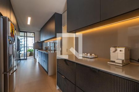 Apartamento à venda com 281m², 3 quartos e 3 vagas Apartamento à venda com 281m², 3 quartos e 3 vagasCozinha