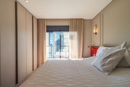 Apartamento à venda com 281m², 3 quartos e 3 vagas Apartamento à venda com 281m², 3 quartos e 3 vagasSuíte 2