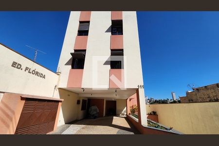 Apartamento à venda com 106m², 3 quartos e 2 vagasFachada