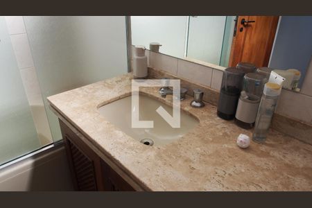 Apartamento à venda com 106m², 3 quartos e 2 vagasBanheiro