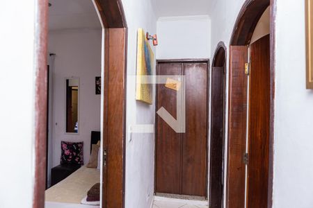 Casa à venda com 150m², 3 quartos e 3 vagasCorredor