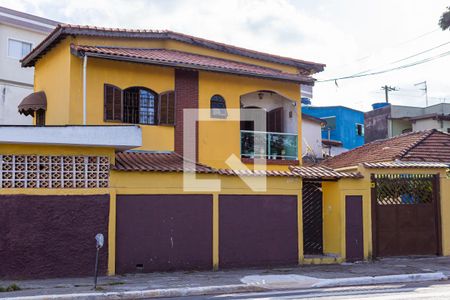 Casa à venda com 150m², 3 quartos e 3 vagasFachada