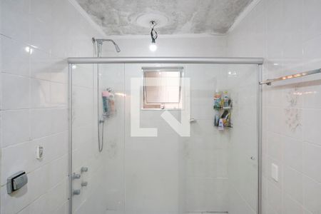 Casa à venda com 380m², 3 quartos e 2 vagasBanheiro da suíte 1