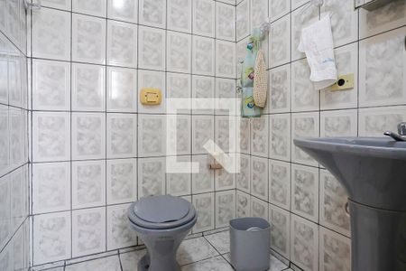 Casa à venda com 380m², 3 quartos e 2 vagasBanheiro da suíte 2