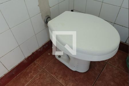 Casa à venda com 102m², 3 quartos e 2 vagasBanheiro 1