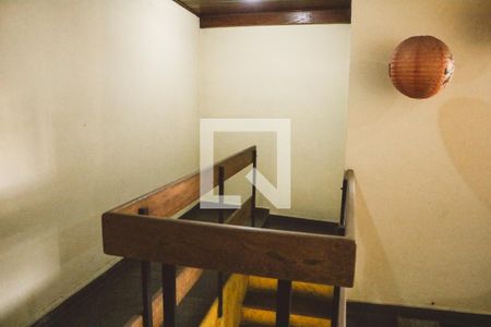 Casa à venda com 330m², 4 quartos e 4 vagas Casa à venda com 330m², 4 quartos e 4 vagasEscritório