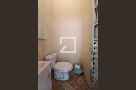 Casa à venda com 88m², 3 quartos e 1 vaga Casa à venda com 88m², 3 quartos e 1 vagaBanheiro de Serviço