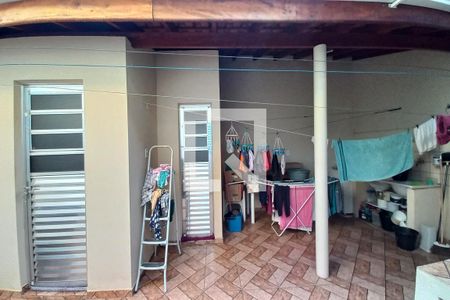 Casa à venda com 88m², 3 quartos e 1 vaga Casa à venda com 88m², 3 quartos e 1 vagaVista do Quarto 2