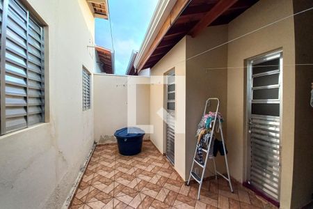 Casa à venda com 88m², 3 quartos e 1 vaga Casa à venda com 88m², 3 quartos e 1 vagaQuintal