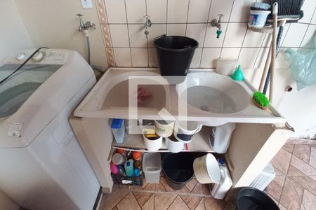 Casa à venda com 88m², 3 quartos e 1 vaga Casa à venda com 88m², 3 quartos e 1 vagaÁrea de Serviço