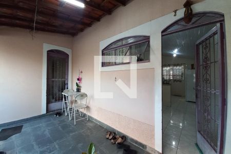 Casa à venda com 88m², 3 quartos e 1 vaga Casa à venda com 88m², 3 quartos e 1 vagaVaranda da Sala